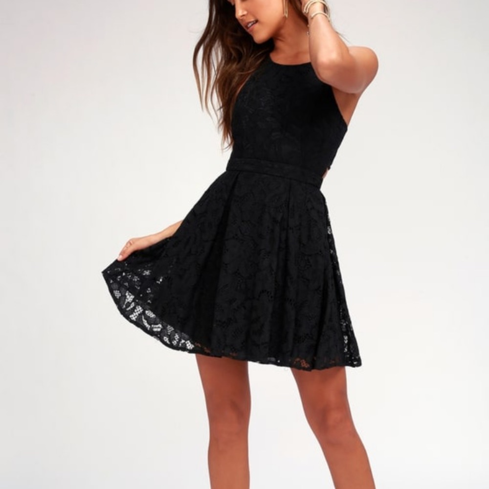 Lulu’s daisy date black lace skater dress